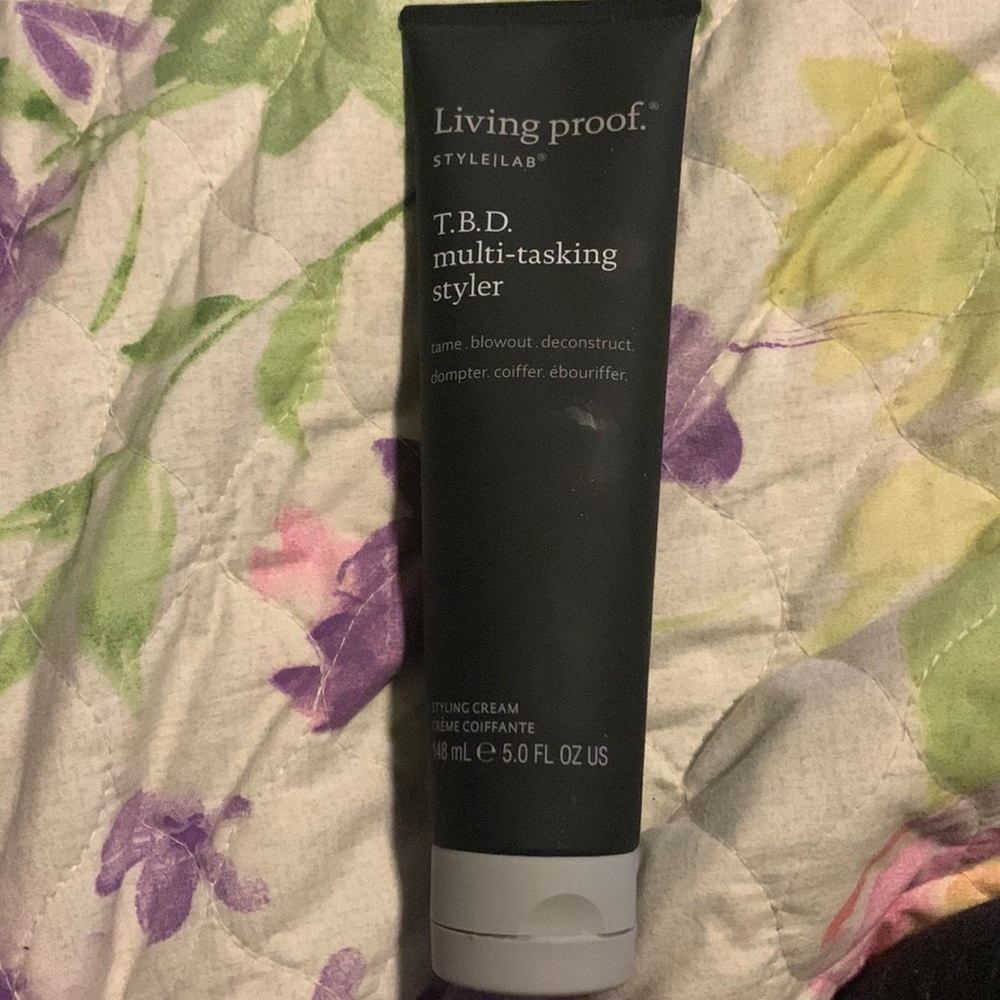 Living proof STYLE/LAB T.B.D. Multi-tasking styler